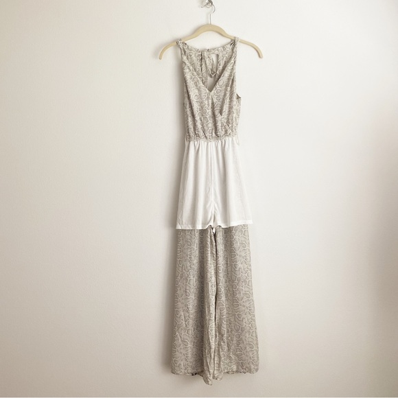 Hem & Thread Surplus Snake Print Belted Wide Leg Jumpsuit Silver/Brown S (4/6) - Picture 9 of 12
